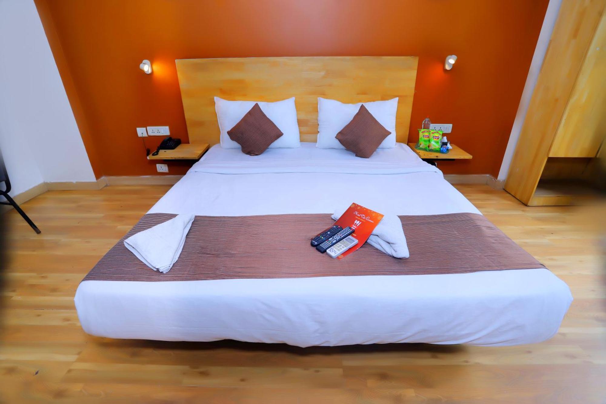 Hotel The Centrum - Nfc New Delhi