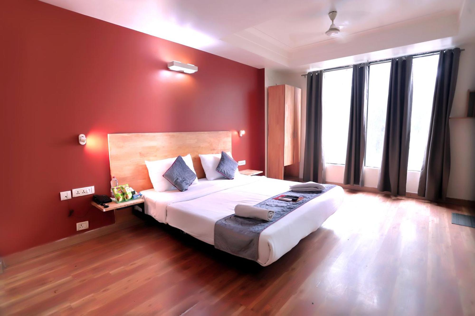 The Centrum - Nfc 3*