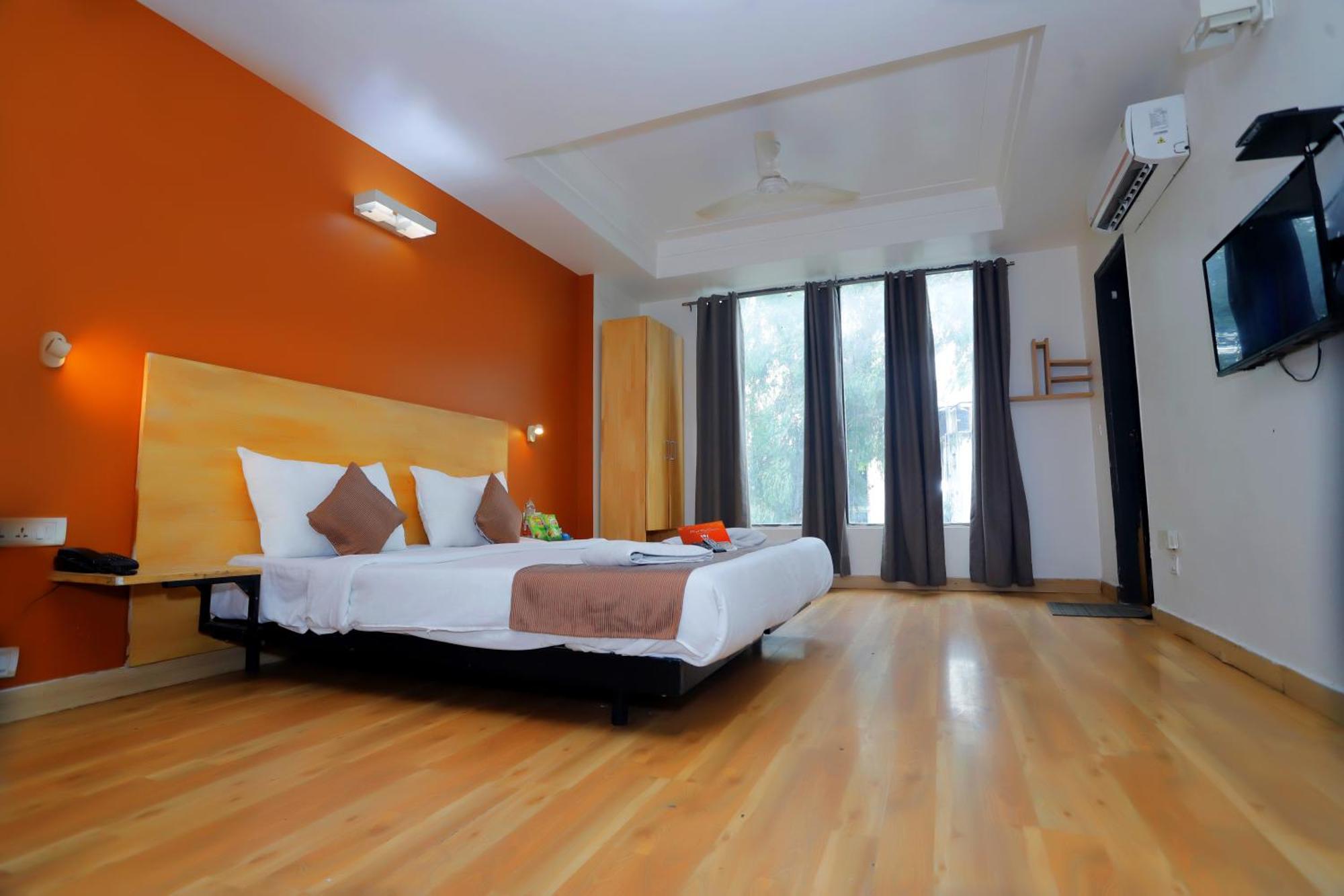 Hotel The Centrum - Nfc New Delhi
